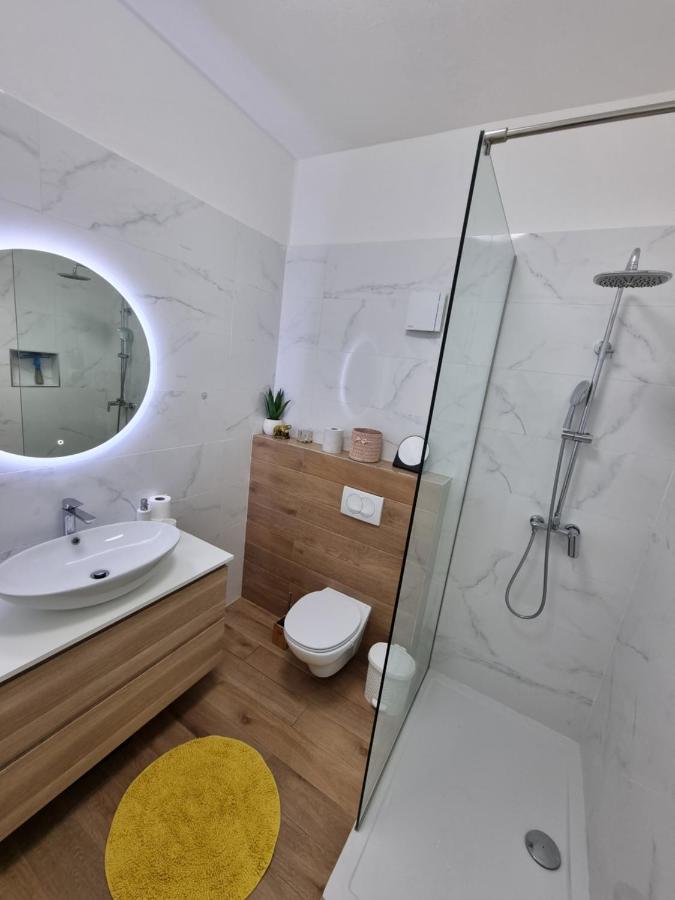 Apartments Lili Биоград-на-Мору Экстерьер фото
